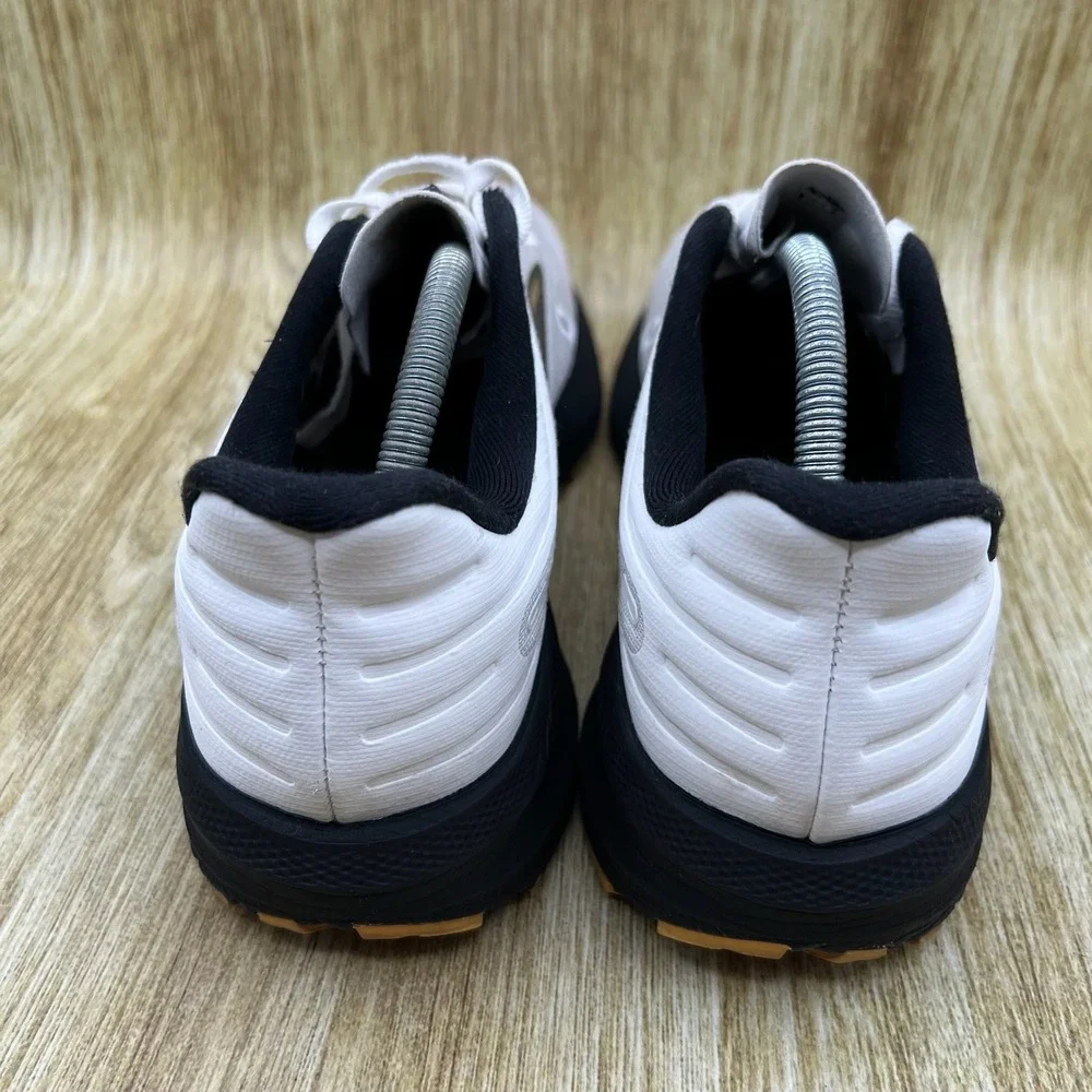 Brooks Launch 9 Men's Size 10 White Black Gold Sneaker Running Shoes 1103861D121